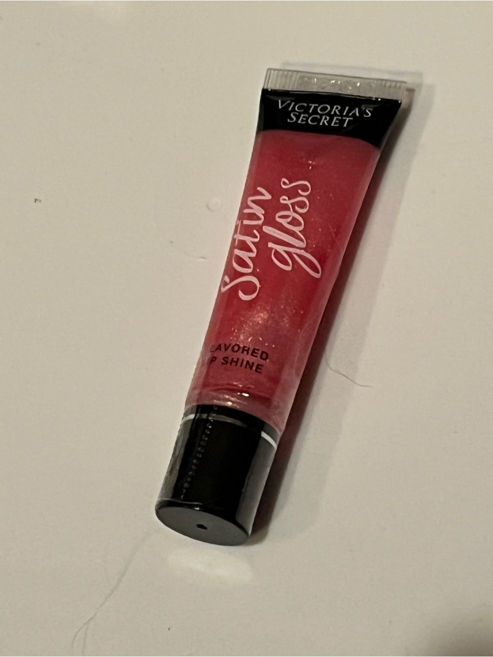 Victoria’s Secret Satin Gloss Strawberry Fizz Sealed
